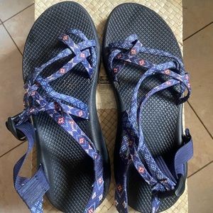 Women’s Size 11 Chacos